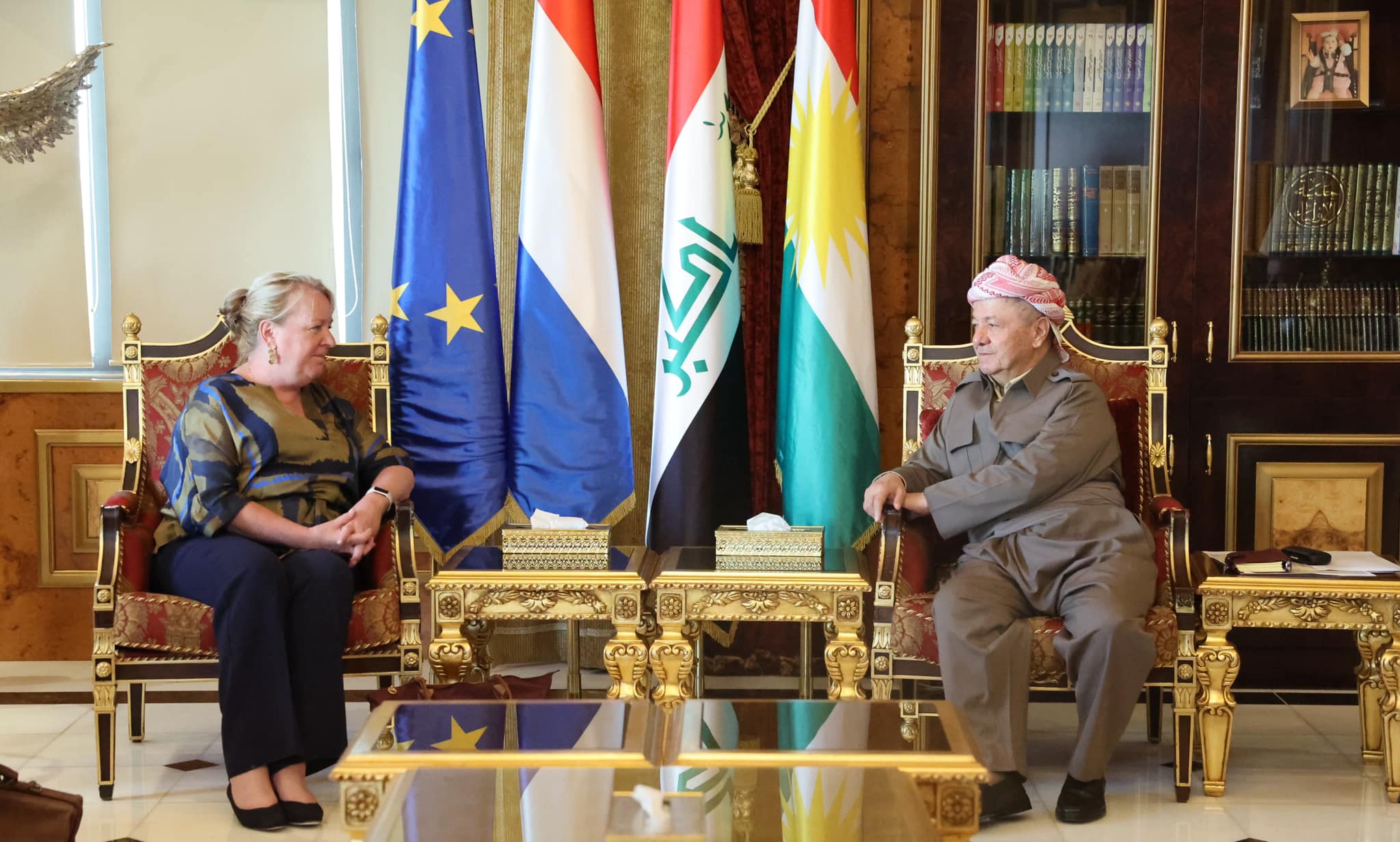 سەرۆك بارزانی پێشوازی لە باڵیۆزی هۆڵەندا لە عێراق دەكات